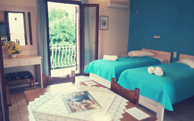 Byron Hotel
