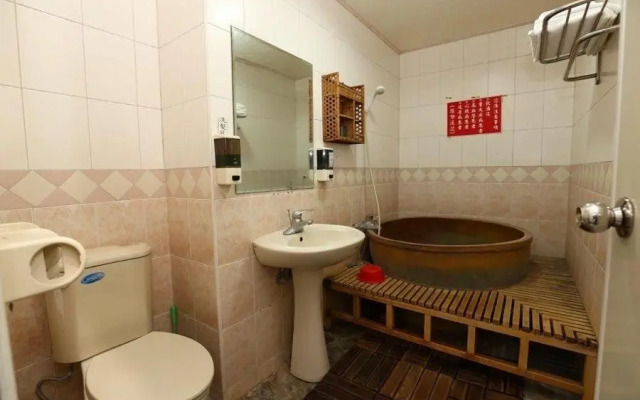 Yushan House B&B