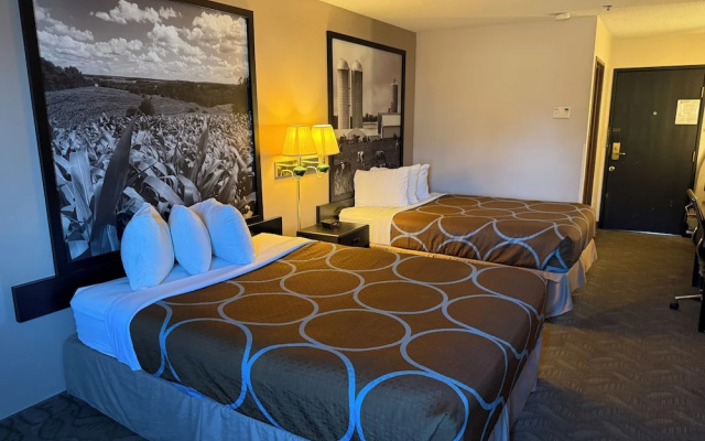 Dodgeville inn and suites