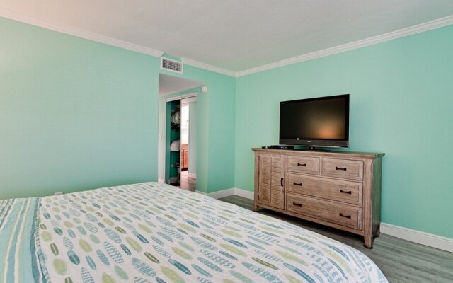 Runaway Bay 270 - 1357301