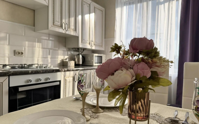 Добрые сутки на улице Юлиуса Фучика 17