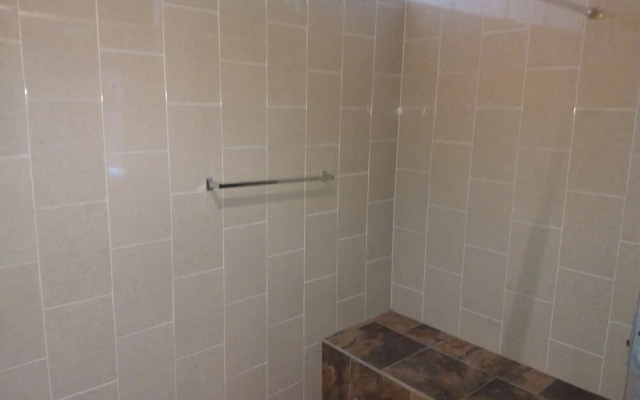 Guest Green - Adults Only - Hostel