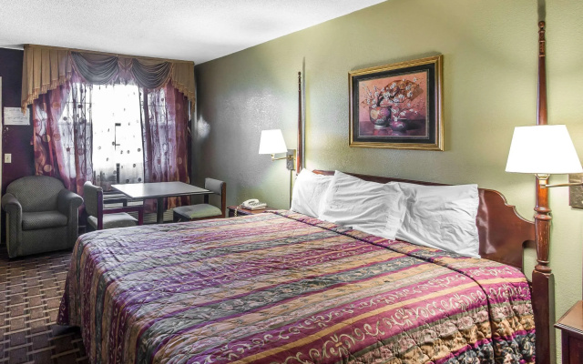 Rodeway Inn & Suites Smyrna - Nashville Area