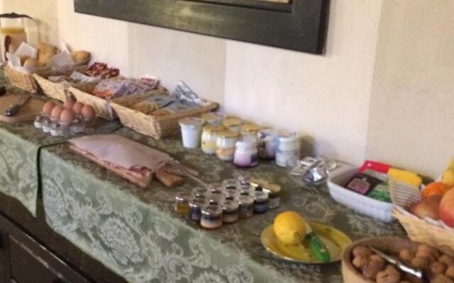 Room and Breakfast La Torre