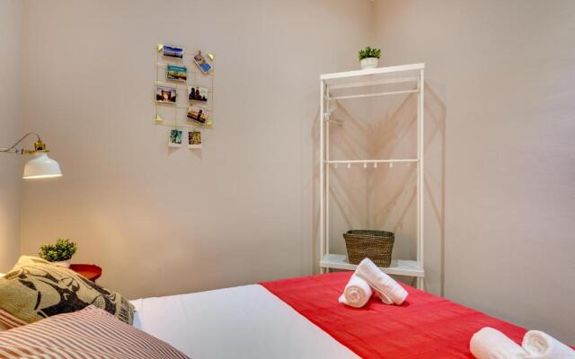 Renovated & Classic 3-Bedroom Sagrada Familia Apt.