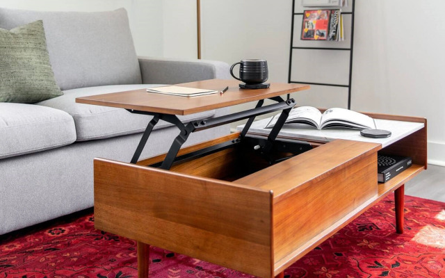 Lyric Chic 1BR Gym Downtown