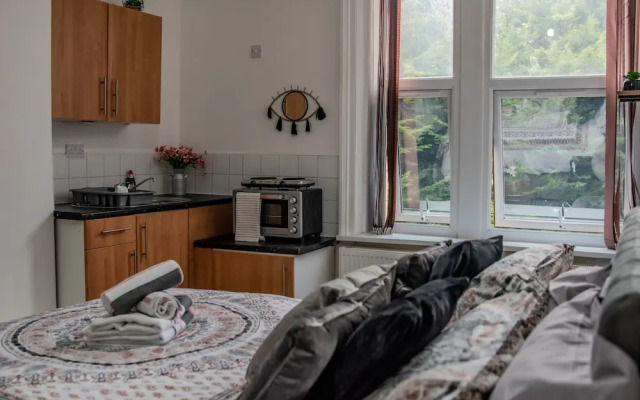 Bv Comfy Studio At Maningham Lane Bradford