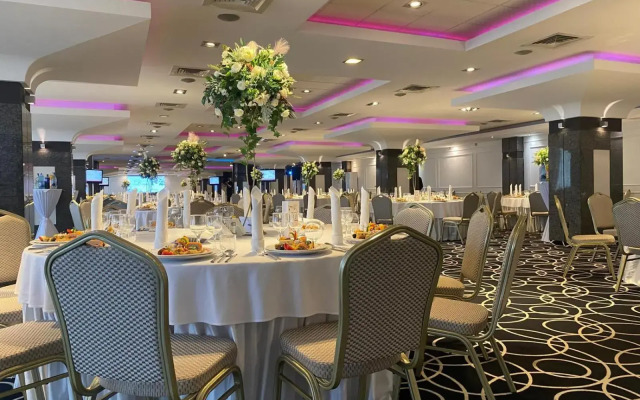 Business Hotel Conference Center & Spa