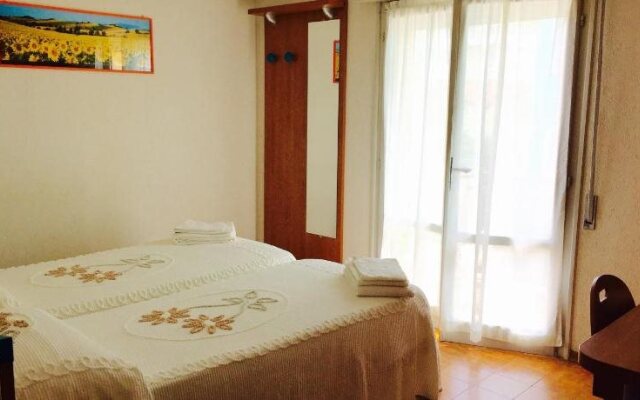 Hotel Lariana BB
