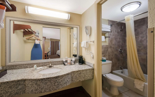 Quality Inn