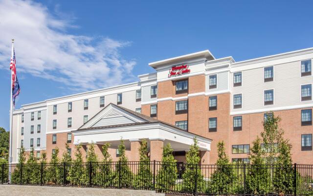 Hampton Inn & Suites Yonkers - Westchester