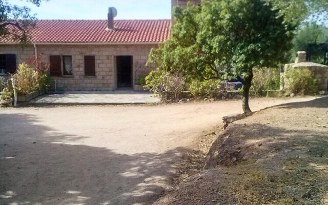 House With 4 Bedrooms in Figari, With Wonderful sea View, Private Pool