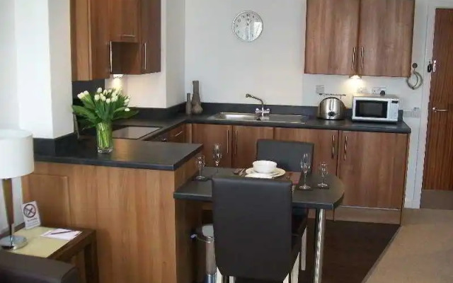 Fountain Court Apartments - Stewart