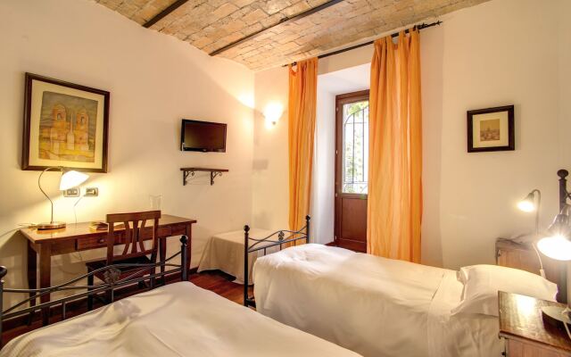 Residenza Domizia- Guest House