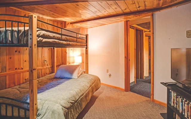 Cedar Creek Hideaway