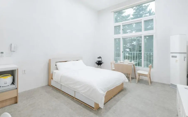 Yeongheungdo Tour Pension