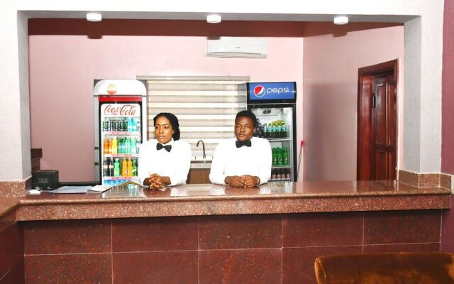 Goodview Suites& Apartments