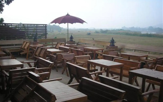 Tamarind Grand Resort Mae Sariang