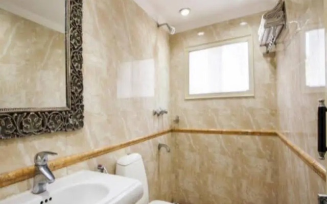 Hotel Samrat International