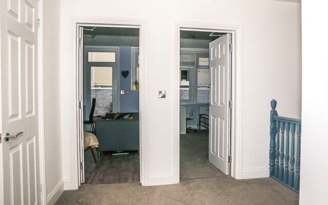 Grand Apartment