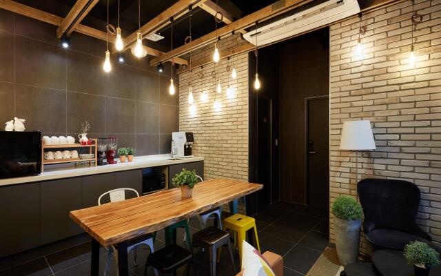 Hostel CLEO Seoul Hongdae