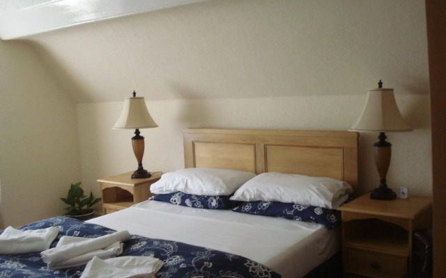 Shrewsbury Lodge