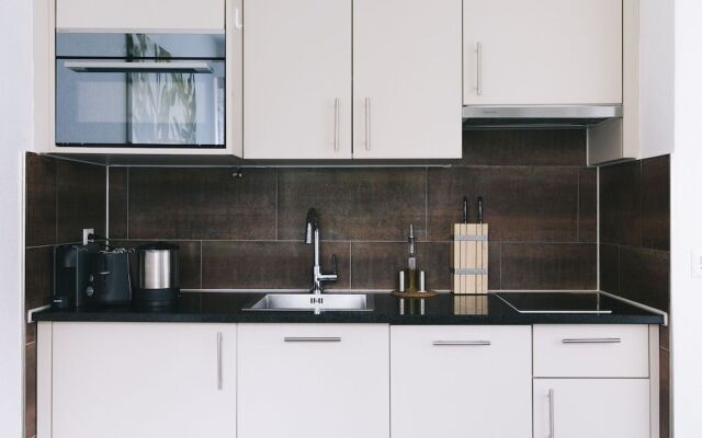 Elegant Apartment with POCKET WIFI !!!