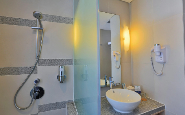 Holiday Inn Express Semarang Simpang Lima by IHG