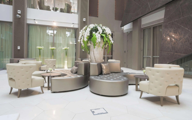 The Legacy Luxury hotel Algiers Hydra
