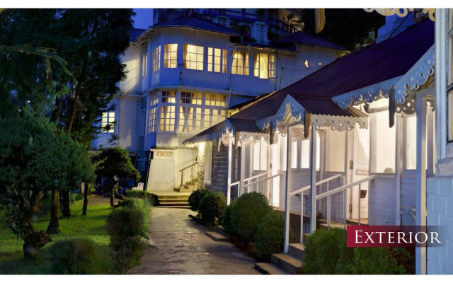 Summit Swiss Heritage Hotel & Spa