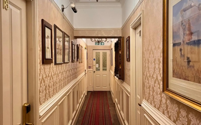 The Mountford Hotel - Free Parking