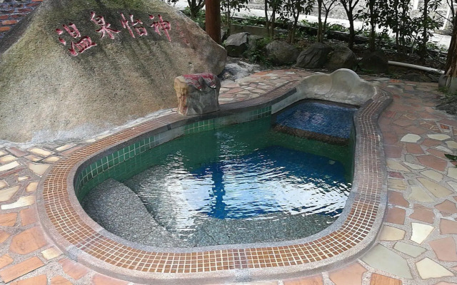 Yangchun Chundu Hot Spring Resort