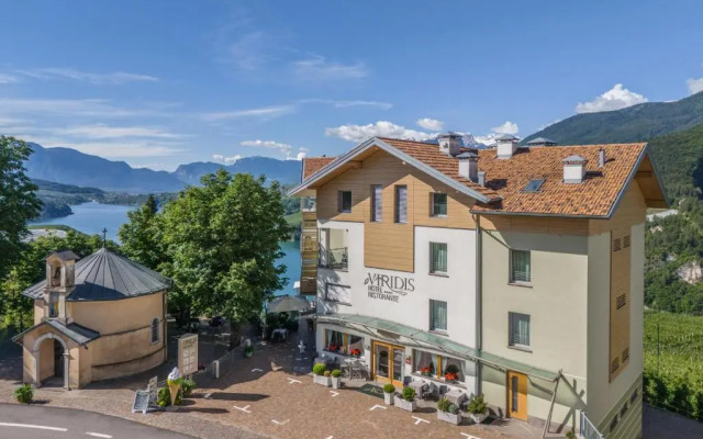 Viridis Hotel