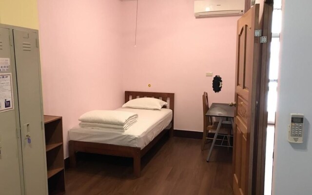 Handy Hostel