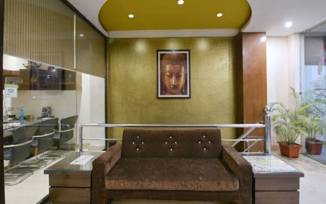 OYO 1721 Hotel Crown Royale