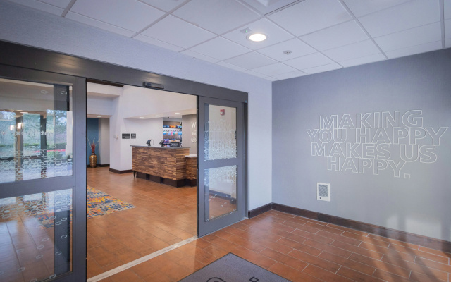 Hampton Inn & Suites Seattle/Kent,WA