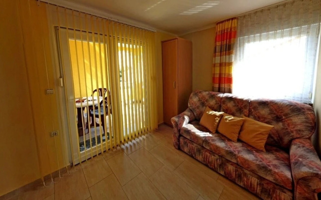 Amalia - Family Friendly With Parking - A4 Megi