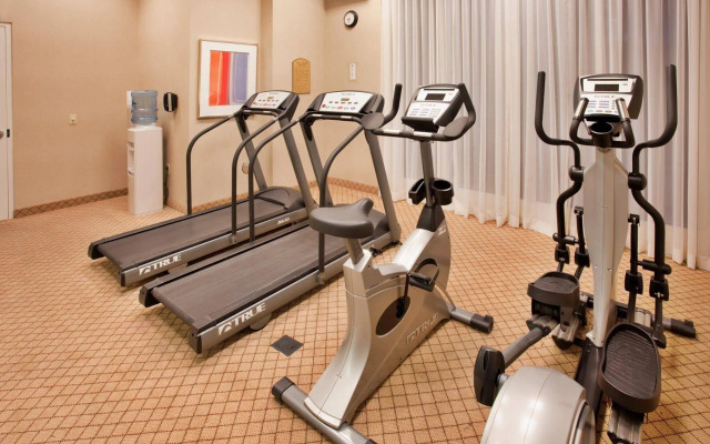 Holiday Inn Kansas City Airport by IHG