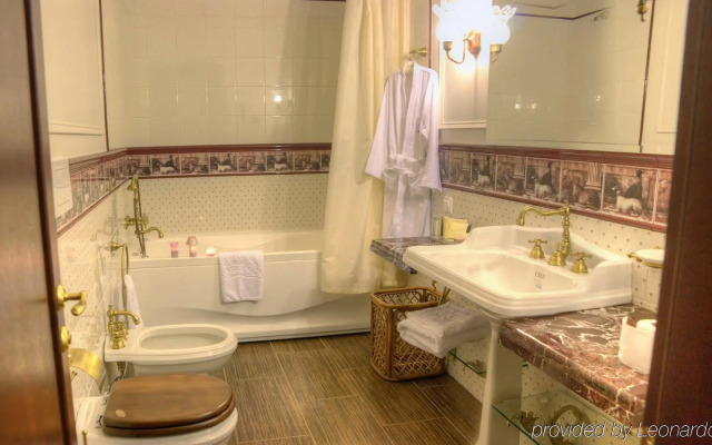 Frederic Koklen Boutique Hotel