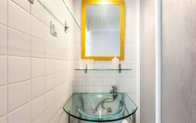 Spirit of Two by Lisbon Unique Apart