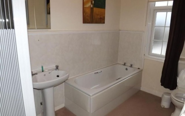 Prestwick Airport Hotel