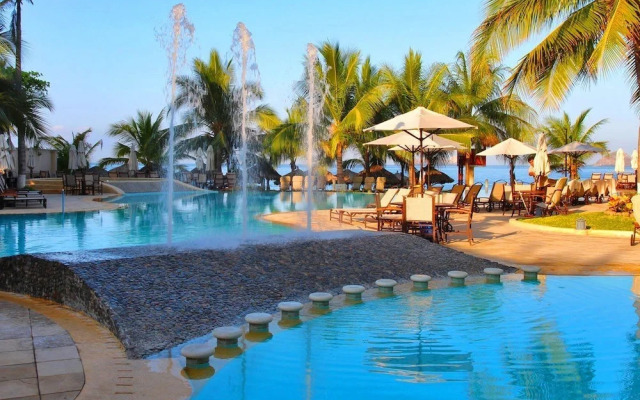 Residence B.ViewGrand 4BR by Villas HK28