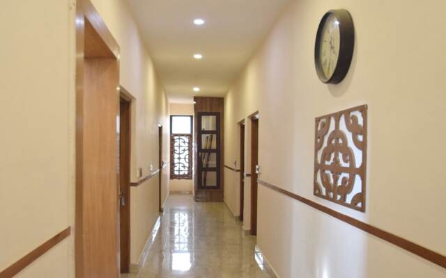 Oyo 11567 Hotel Shivalik Hills