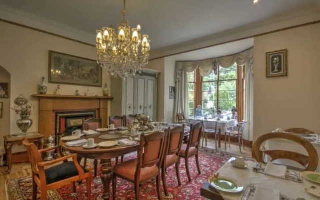 Stunning 5-bed House in Inverness