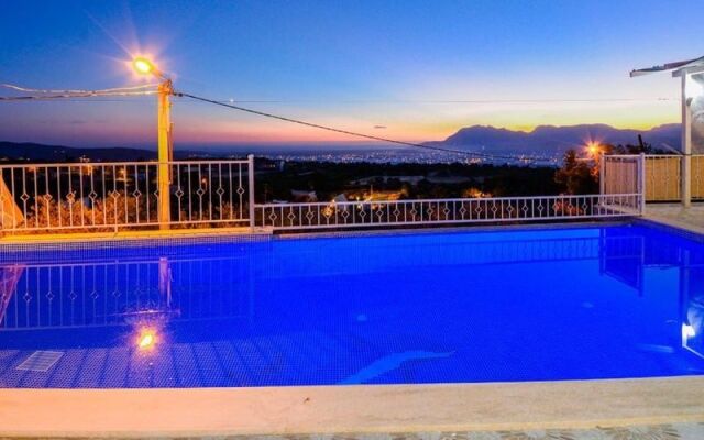 Villa Atlas