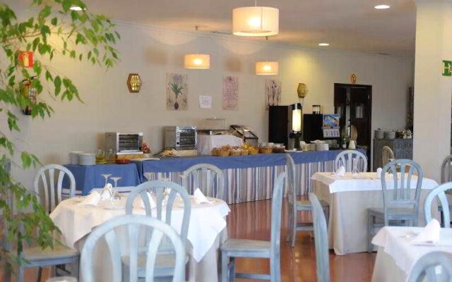 Sabinanigo Camp & Hotel