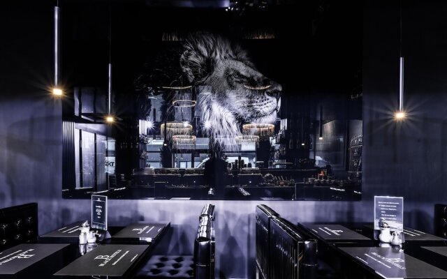 Hotel Belmont Classic