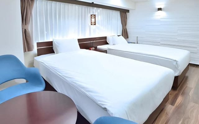 Breath Hotel