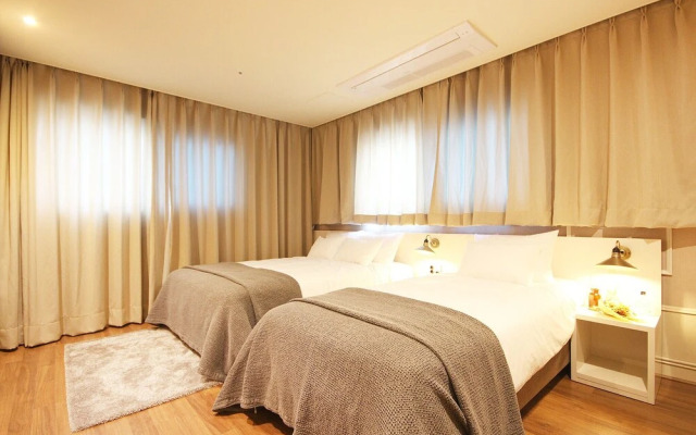 Naju Maruo Hotel