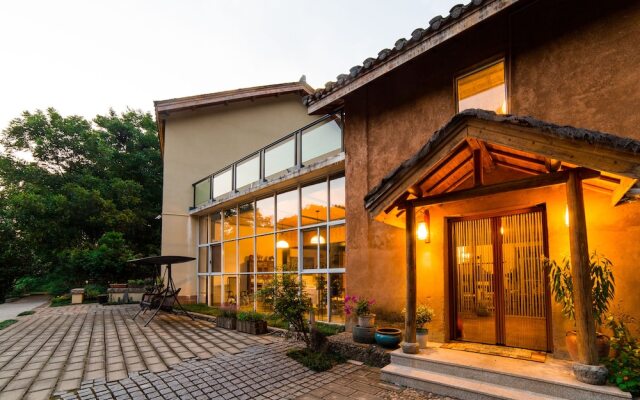 Tong Lu Ye Du Li Cun